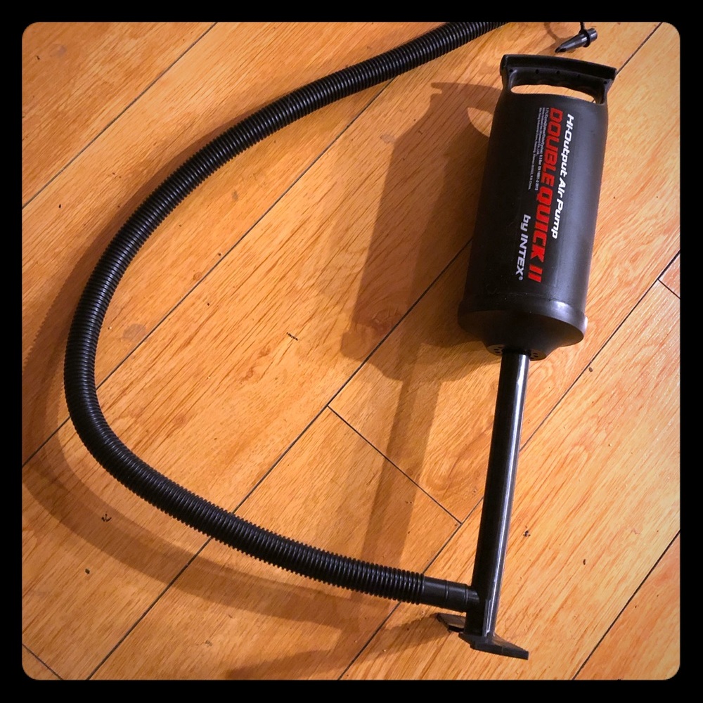 INTEX DOUBLE QUICK II HAND PUMP HI OUTPUT LIKE NEW